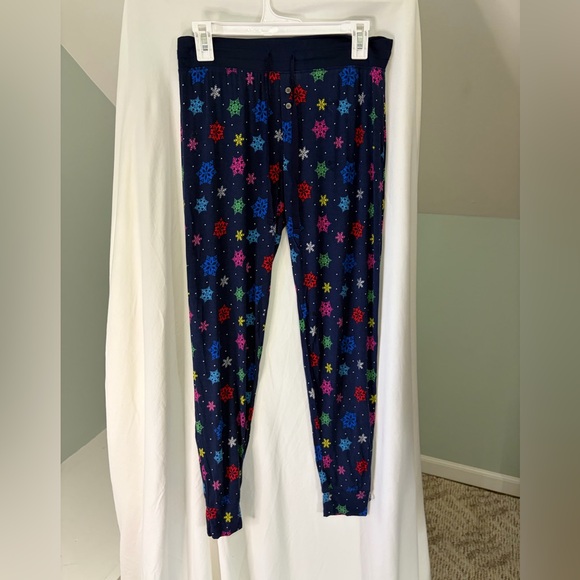 GAP Navy Snowflake Long Sleeve Top & Bottoms pajama set size S - Picture 3 of 14
